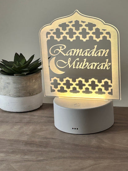 Ramadan Mubarak - Moroccan Arch - Acrylic LED Night Light | Ramadan Gift