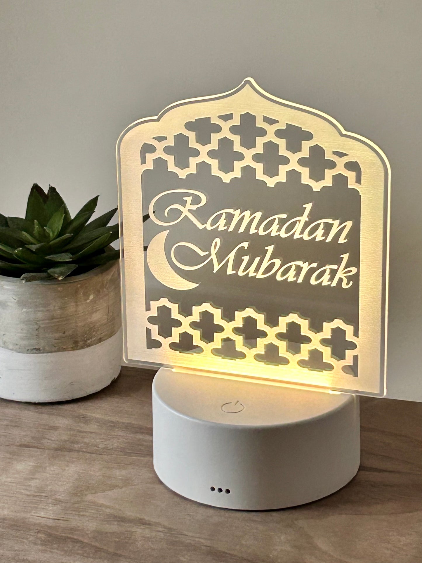 Ramadan Mubarak - Moroccan Arch - Acrylic LED Night Light | Ramadan Gift